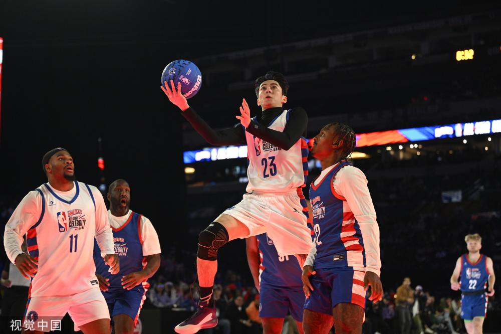 詹姆斯以精 詹姆斯以精